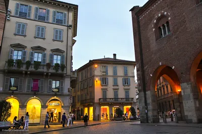 Город Монца, Италия - карта, достопримечательности, фильмы, фото.
