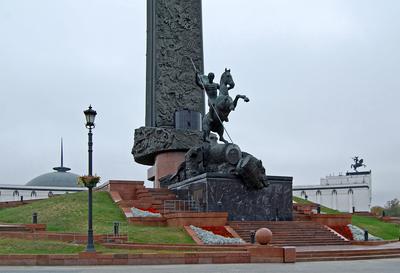 Памятник «Георгий Победоносец» на Поклонной горе, Москва. Карта, фото, как  добраться – путеводитель по городу на MsMap.ru