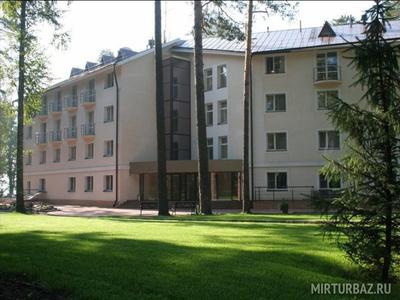 Забронировать Курортный отель Морозово, Бердск, цены от 3500 руб. с  бассейном на 101Hotels.com
