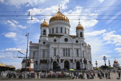 Ребро Николая Чудотворца вызвало ажиотаж в Москве, хотя его мощи есть в  других местах в РФ - Delfi RUS