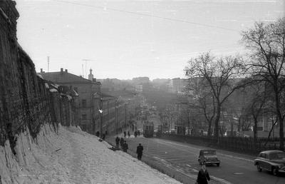 Ввысь и вширь: Главархив рассказал о Москве 1950-х годов и возведении МГУ /  Новости города / Сайт Москвы