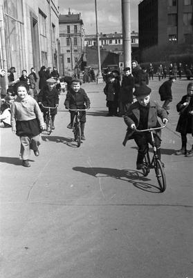 РЕДКИЕ атмосферные кадры старой Москвы 1930-50-х (ФОТО) - Узнай Россию