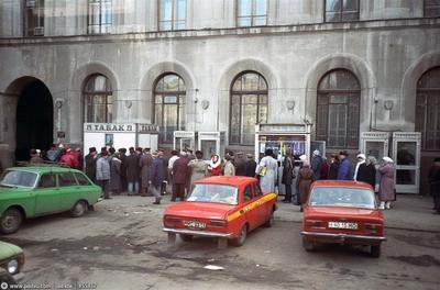 Москва 90-х: Уличная торговля