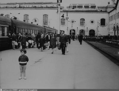 Фото: Казанский вокзал, железнодорожный вокзал, Комсомольская площадь, 2,  Москва — Яндекс Карты