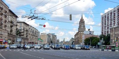 Пешеходная экскурсия «Хамовники без хама и Храма» в Москве на GoRu
