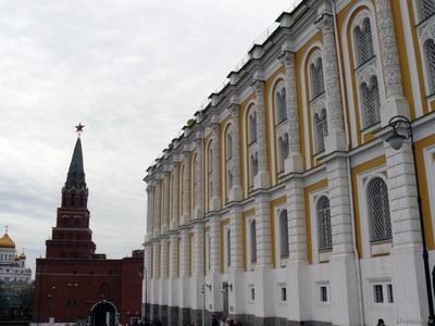 Владимир Путин посетил Оружейную палату музея-заповедника «Московский  Кремль» • Президент России