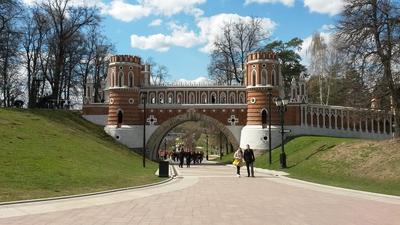 https://art-list.ru/park-tsaritsyno