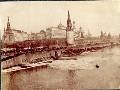Огни Москвы: как освещали столицу в прошлом