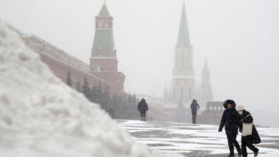 Фото: Москву засыпало снегом - BBC News Русская служба