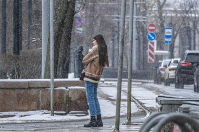 Зимняя Москва в снегу там …» — создано в Шедевруме