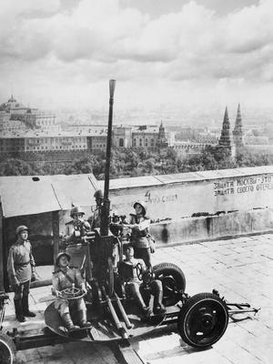 Военный парад на Красной площади в Москве 7 ноября 1941 года - РИА Новости,  07.11.2021