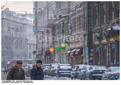 Москва зимой похожа на сказку, и девушка снимает ее неповторимую красоту |  Пикабу