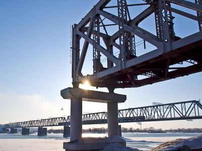 Октябрьский мост в Новосибирске не закроют на время его ремонта