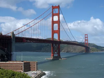 Знаменитый Мост Золотые Ворота, Сан-Франциско Ночью, США Фотография,  картинки, изображения и сток-фотография без роялти. Image 24187630