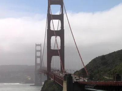 Солнечный День На Мост Золотые Ворота В Сан-Франциско, Штат Калифорния  Фотография, картинки, изображения и сток-фотография без роялти. Image  11640136