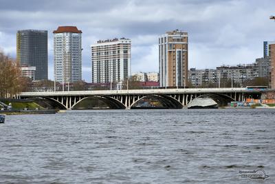 Макаровский мост (Екатеринбург) — Википедия