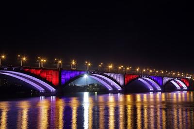 Коммунальный мост в Красноярске с подсветкой | Пикабу