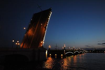 Разводные мосты в Санкт-Петербурге - история с описанием и фото