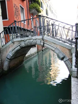 Мосты Венеции Castello стоковое фото. изображение насчитывающей дома -  37604480