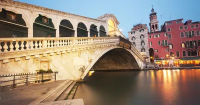 Скользкий мост. Суд Венеции оштрафовал известного испанского архитектора на  78 тысяч евро | Туристический бизнес Санкт-Петербурга