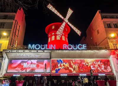 Moulin Rouge Show with glass of Champagne and river cruise boat ticket -  PARISCityVISION