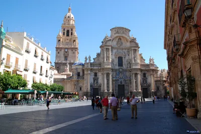 Мурсия. Испания. Взгляд собора Стоковое Фото - изображение насчитывающей  улица, испания: 35910882