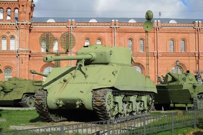 Танк M4A2(76) Sherman. Санкт-Петербург, Музей артиллерии, инженерных войск  и войск связи - Карготека