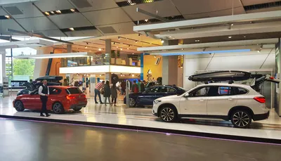 Музей BMW - Мюнхен - Arrivalguides.com