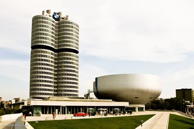 Экскурсия в музей BMW - Munich Travel | Официальный сайт