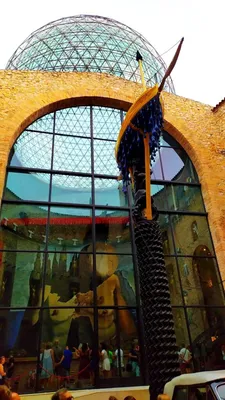 Театр-музей Сальвадора Дали в Фигерасе в Барселоне – экскурсии, туры |  GuideAdvisor в Барселоне