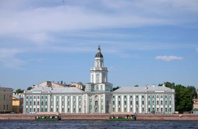 Обзорная экскурсия с Кунсткамерой в Санкт-Петербурге: 🗓 расписание, ₽  цены, купить 🎟 билеты онлайн