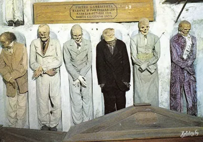 Музей мертвецов в Палермо фото