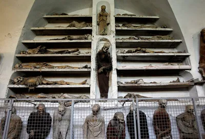 Музей мертвецов в Палермо - самое жуткое место.