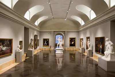Открылись музей Прадо в Мадриде, Галерея Уфицци во Флоренции и Версаль под  Парижем — EA Culture