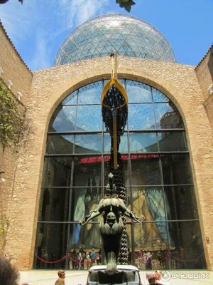 Барселона - лучший город для жизни. Путешествия по Испании - БАРСЕЛОНА.  Каса Мила - архитектор Антони Гауди. Сентябрь. Дождя как и не было +28  📸Руслан 👉Мои индивидуальные (гастро)экскурсии по Барселоне (пешком и