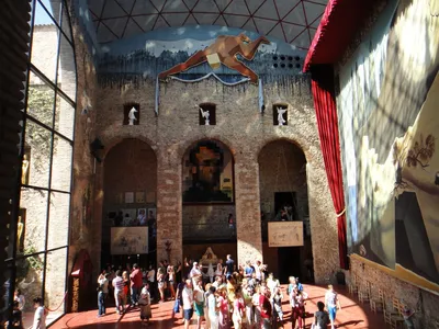 Театр-музей Дали ~ Гид в Барселоне София