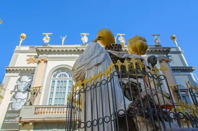 Экскурсия в музей Сальвадора Дали в Испании - цена €70