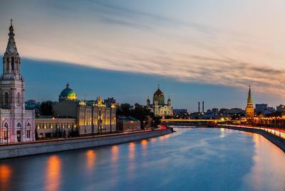 10 самых красивых и популярных набережных Москвы