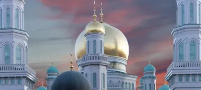 Ураза-байрам, или паломничество мусульман в центре Москвы