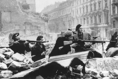 Можем повторить\": как советские солдаты зверски и безнаказанно насиловали немецких  женщин — Общество