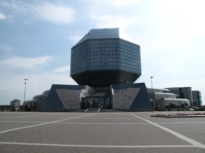 Национальная библиотека Беларуси вошла в топ-50 самых необычных зданий мира
