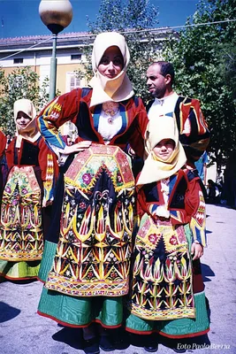 Итальянский национальный костюм женский - 69 фото