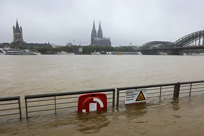Катастрофическое наводнение в Германии. Погибло по меньшей мере 100 человек