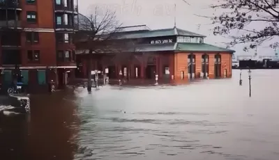 Наводнение в Германии: север страны во власти \"потопа века\" - YouTube