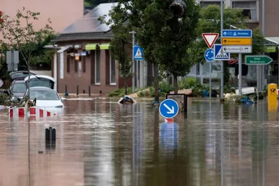 Наводнение в Германии: на севере страны готовятся к угрозе прорыва дамб -  YouTube