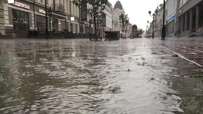 Москву затопило. «Нужна программа „Моя канализация“ вместо „Моей улицы“». В  чем причина затоплений - YouTube