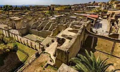 Италия, Неаполь, Помпеи и Vesuvius Редакционное Фотография - изображение  насчитывающей перемещение, вулканическо: 123556767