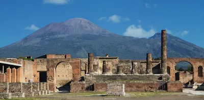From Naples: Pompeii and Herculaneum Tour with Lunch | GetYourGuide