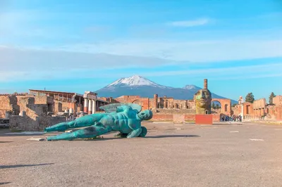 Magnificent Italy - Помпеи (провинция Неаполь) Помпеи являются уникальным  мертвым городом, освобожденным учеными от многометрового слоя пепла и  являющимся сейчас огромным музеем под открытым небом. | Facebook