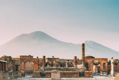 Day Trip from Naples to Pompeii - Pompeii Tour Guide